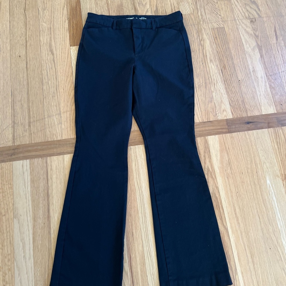 Ladies Size 10 "Old Navy" Pixie Flare Pants DRESS or CASUAL GUC ❤️
